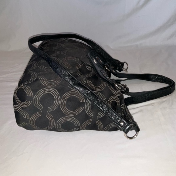 Coach Ashley Purse Black with Coach "C" Pattern No. H1280-F20068. - Picture 4 of 7